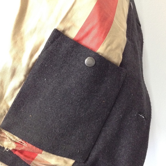 Burberry Brit Checked Lined Wool Coat in G… - Picture 8 of 10